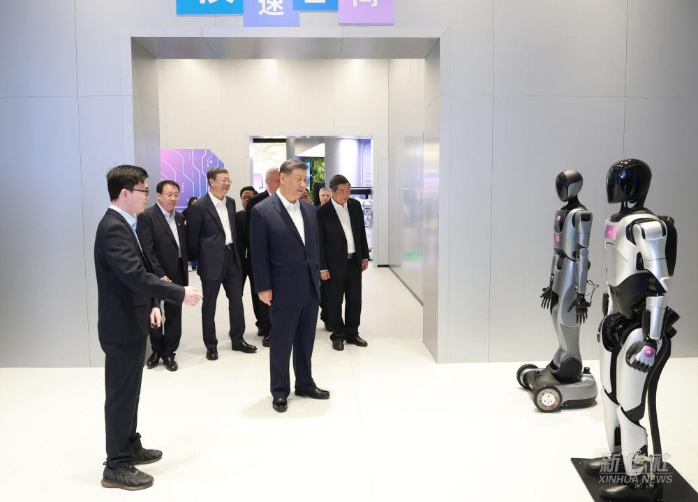 习近平总书记到上海调研，ballbet贝博代表具身智能行业汇报进展